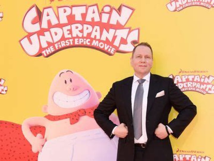 'Captain Underpants' Creator Dav Pilkey Reveals Main Character Is Gay In Applause-Worthy, Adorable Way