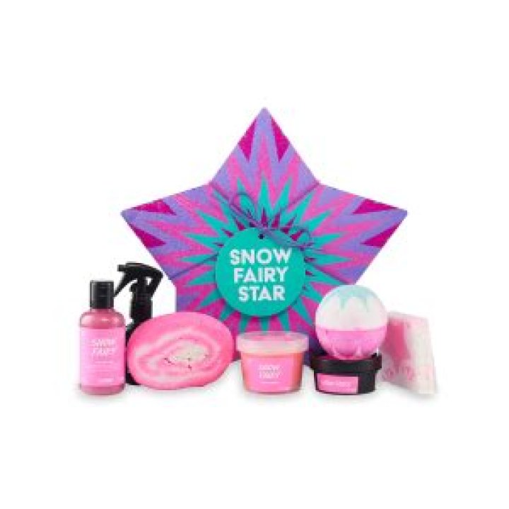 'Everything you see is FREE to use' woman reveals as she tries the Lush spa Snow Fairy bath experience in the UK