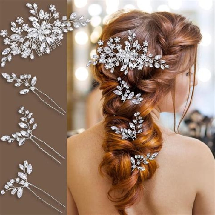 'I can’t get over these bags' - Brides rush to buy new hen do and wedding accessories in Quiz