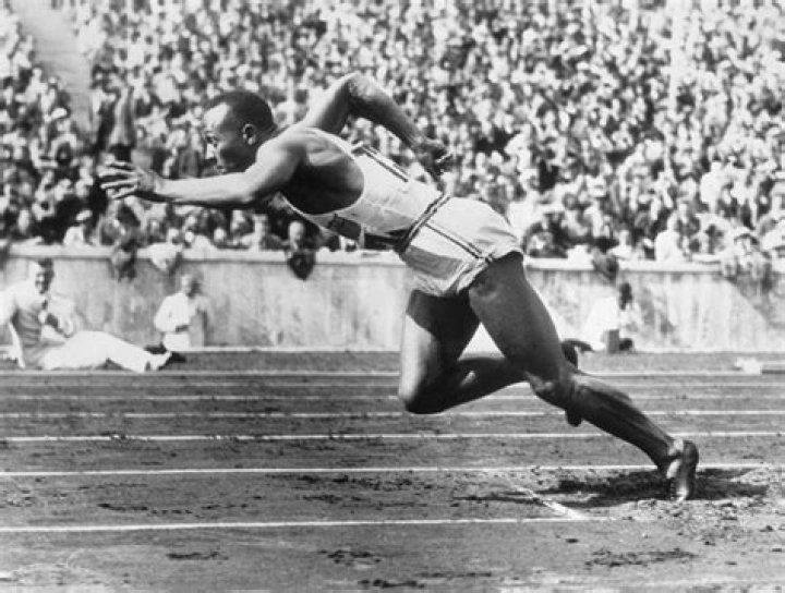 10 African American Pioneers in Sports