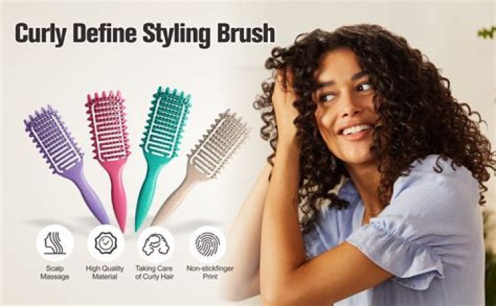 10 Best Detangling Brushes For Curly, Luscious Locks