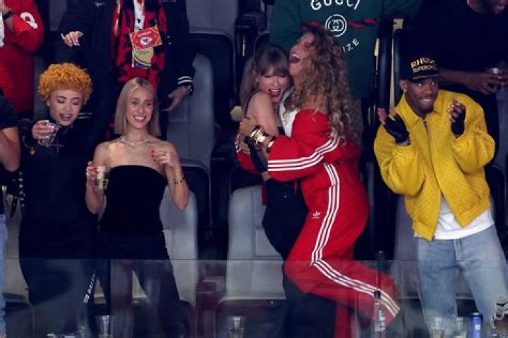 10 Hilarious Memes to Sum up the NFL Super Bowl 2024 Ft Taylor Swift, Ice Spice and Travis Kelce