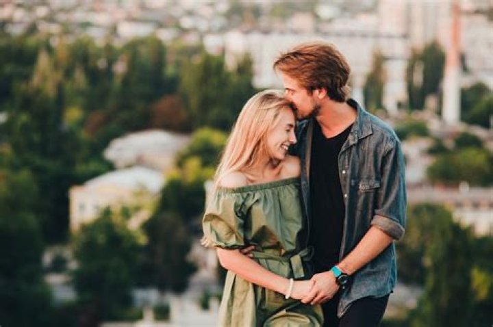 10 Signs Your Partner Will Be Loyal To You, Even If They Have A History Of Infidelity