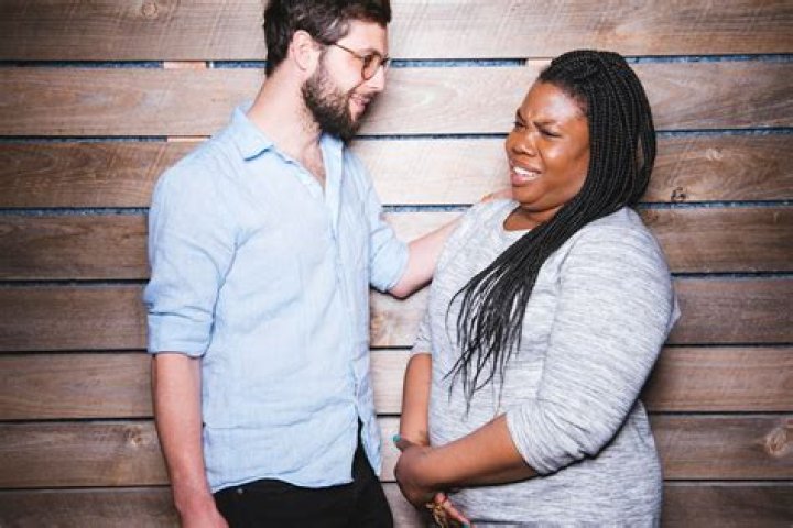 11 Signs There's An Unhealthy Power Dynamic In Your Relationship, According To An Expert
