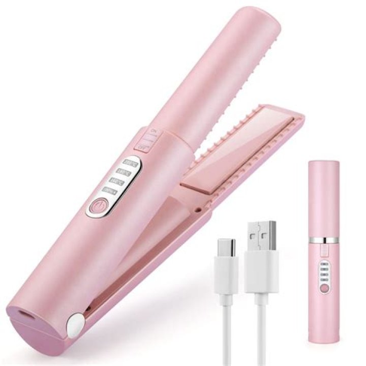 13 Best Mini Flat Irons to Keep Your Hair Straight While Travelling