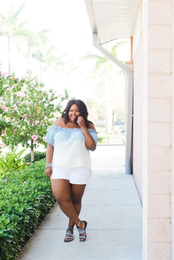16 Plus Size Women In Short Shorts To Serve As Your Unapologetic Style Inspo — PHOTOS