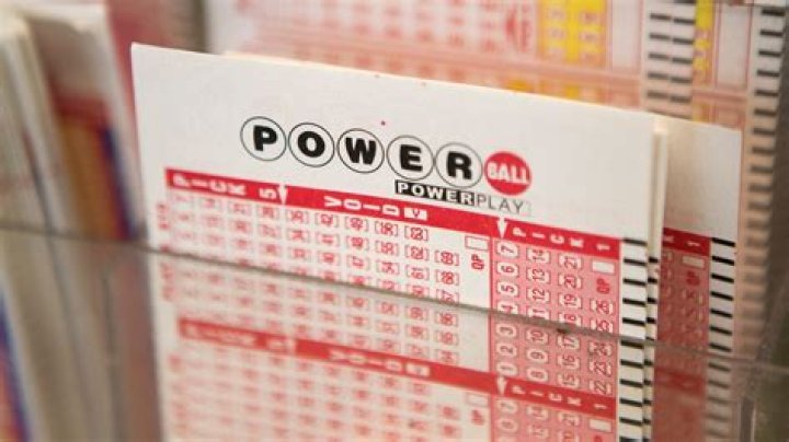 $2M winning Powerball ticket sold in Clinton