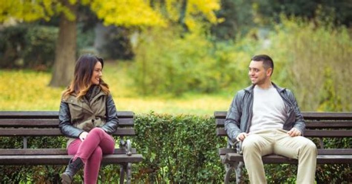 7 Awkward Things Everyone Does While Flirting
