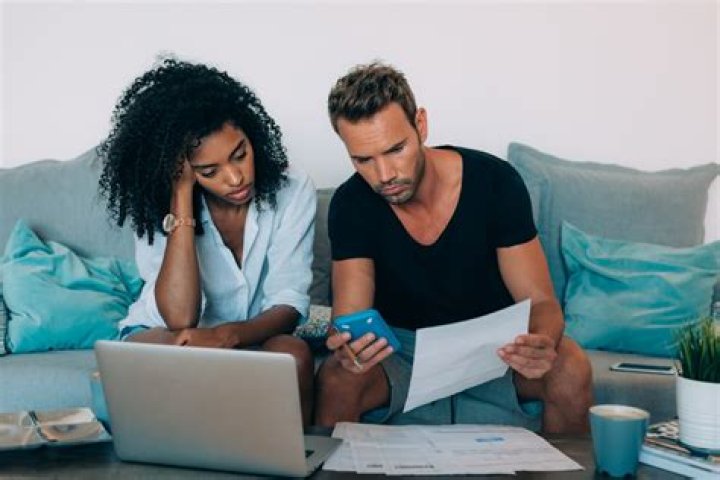 7 Examples Of Compromising In A Relationship, According To Experts