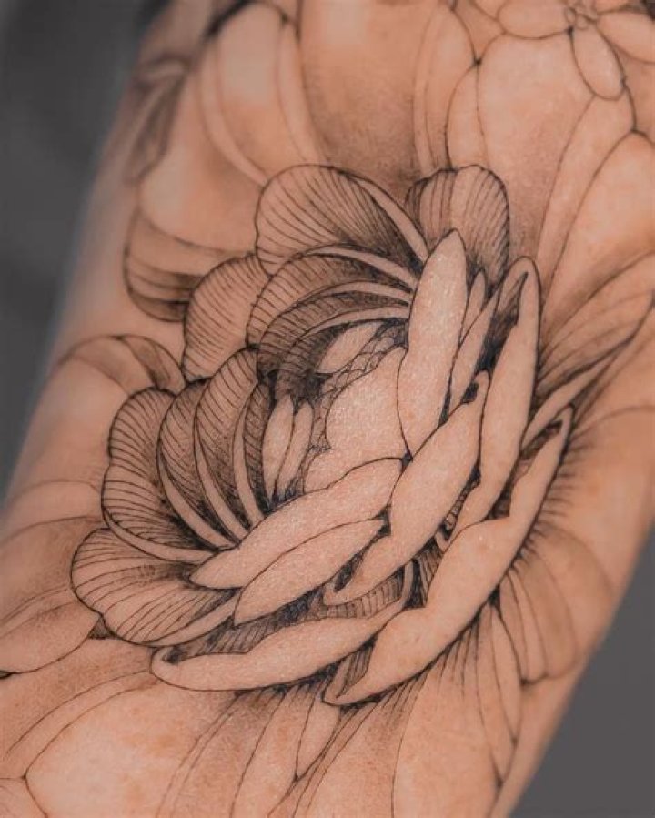 7 Peony Tattoo Ideas That Are Unbelievably Beautiful