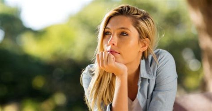 8 Unexpected Differences Between Intuition & Anxiety That Could Help You Listen To Your Inner Voice