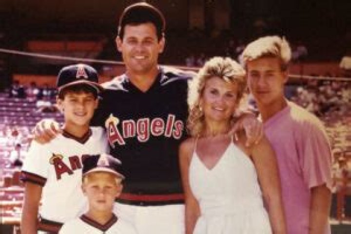 Aaron Boone Brother Bret Boone- Age Gap And Family Tree
