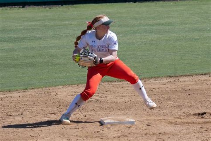 Abby Sterling, UTD softball coach passes away unexpectedly: obituary