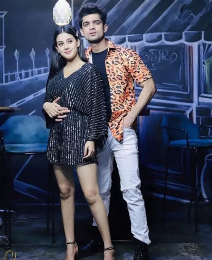 Abdu Rozik drops romantic dance video with Bigg Boss 17 fame Isha Malviya, writes 'Love is in the air'