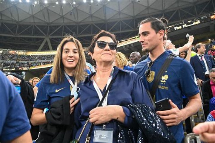 Adrien Rabiot's Girlfriend: Unveiling The Private Life Of The Football Star