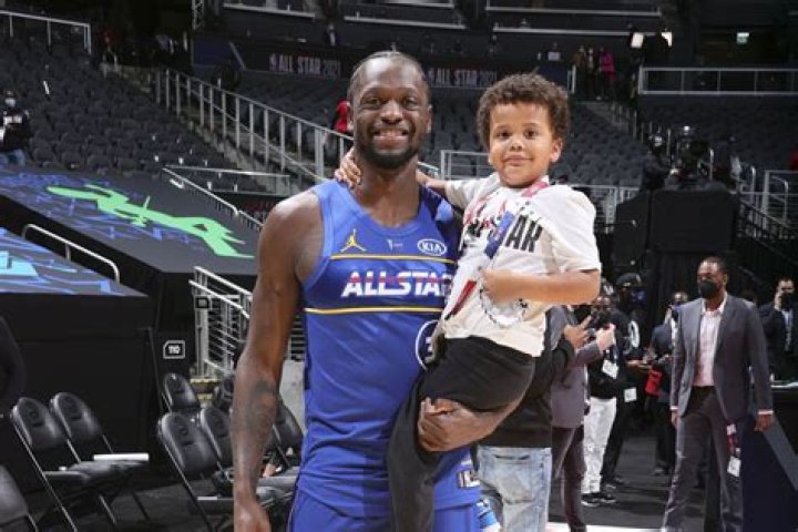 After Knicks Loss, Julius Randle’s Son Kyden Randle Was In Tears