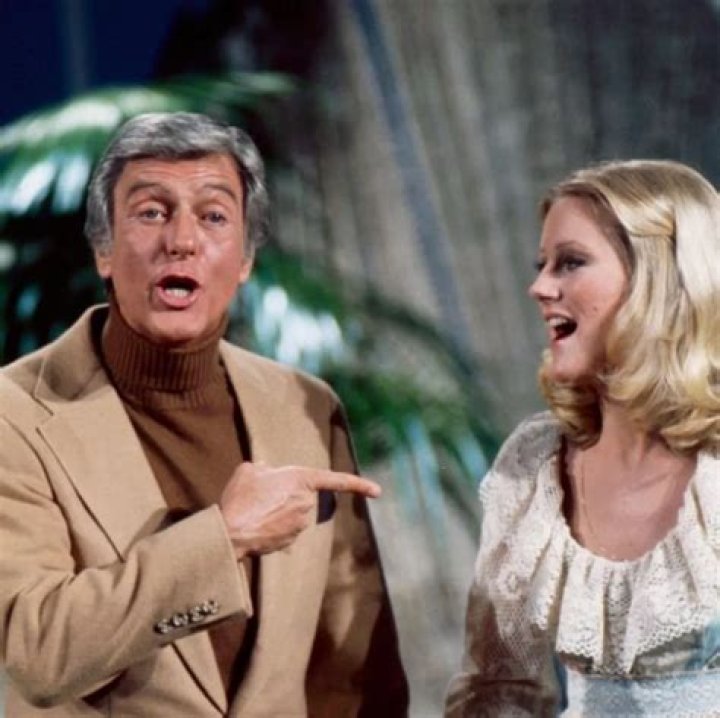 Age, Bio, Career, Net Worth And More Of Dick Van Dyke’s Daughter
