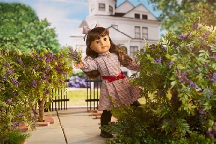 American Girl Samantha Parkington Isn't Just a Rich, Pretty Face, and Here's Why