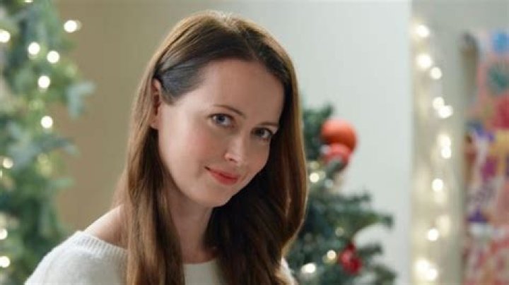 Amy Acker laughed until she cried while filming the Christmas in July movie Crashing Through the Snow