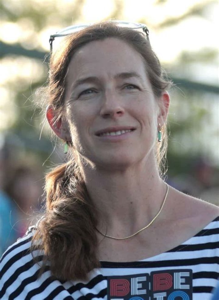 Amy Hoover Sanders: Wiki (Beto O’Rourke’s Wife), Bio, Age, Height, Net Worth