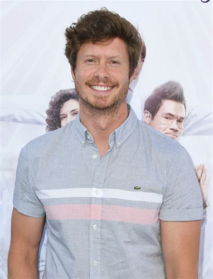 Anders Holm (Actor) Wiki, Biography, Age, Girlfriends, Family, Facts and More