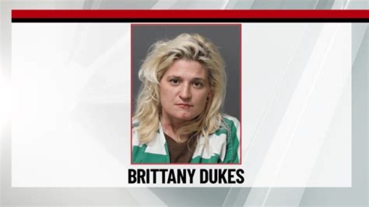 Ankeny, Altoona police investigating after stolen ID, credit card leads to 133 mph chase