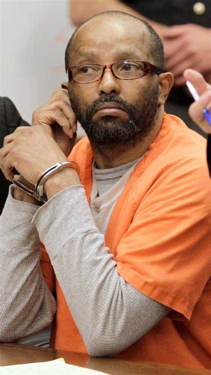 Anthony Sowell, Ohio man who killed 11 women, dies in prison