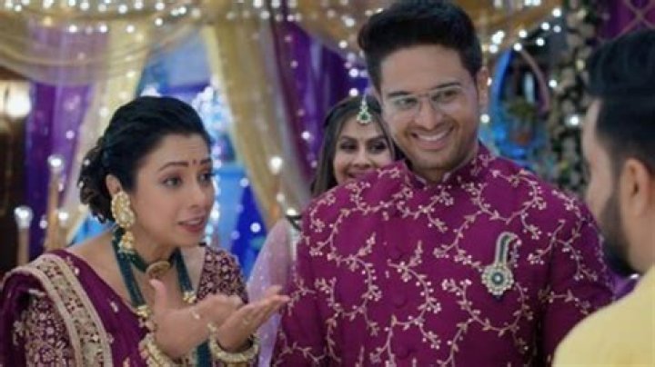 Anupamaa Written Update, Feb 1: Shruti informs Anuj about their wedding; Anupama takes THIS decision
