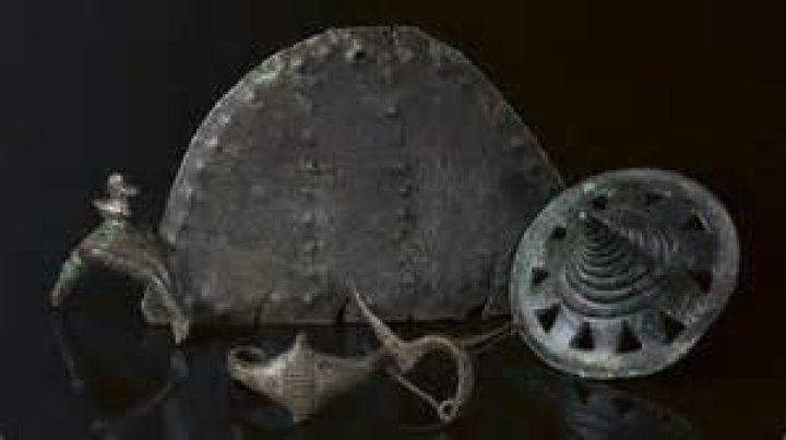 Archaeologists discover 2,000-year-old sex toys made of bronze and jade buried deep within ancient Chinese tombs