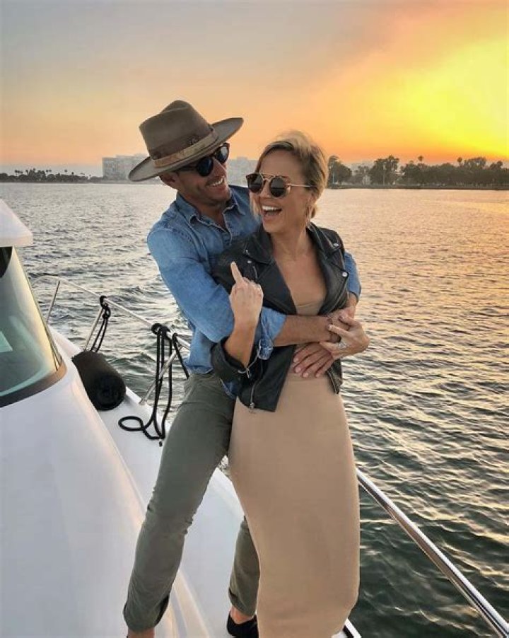 Arielle Kebbel Dating: A Deep Dive Into Her Romantic Life