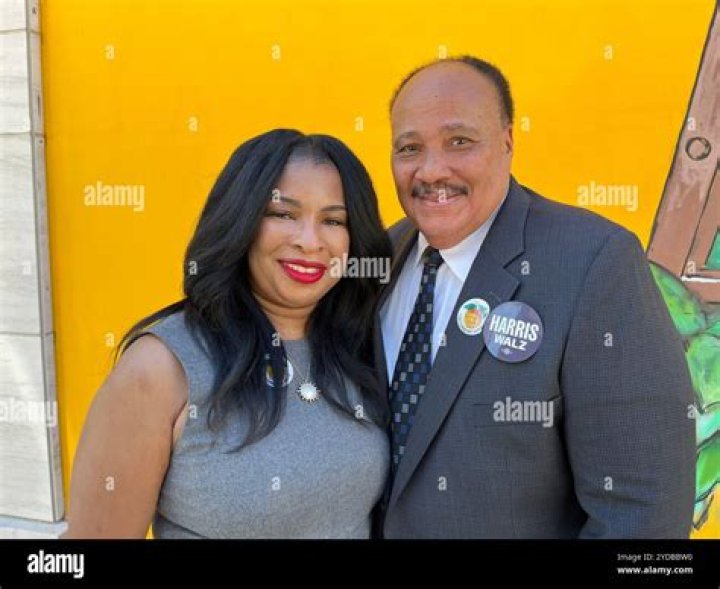 Arndrea Waters King- Wiki, Age, Height, Net Worth, Husband, Ethnicity