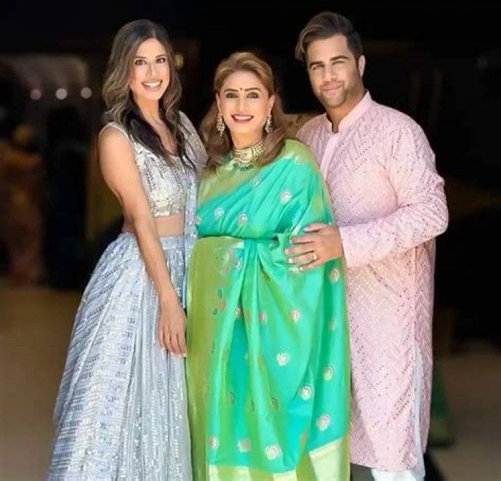 Arti Singh and Rajiv Adatia extend heartwarming wishes to Karan Singh Grover on his 42nd birthday