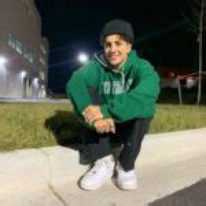 Ash Alk- Wiki, Age, Height, Net Worth, Girlfriend, Ethnicity