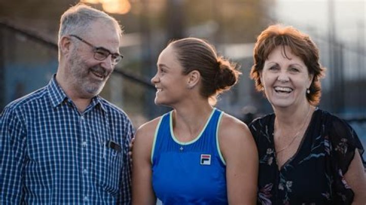 Ash Barty Wiki, Parents, Biography, Age, Ethnicity, Partner, Ranking, Career, Instagram, Net Worth & More