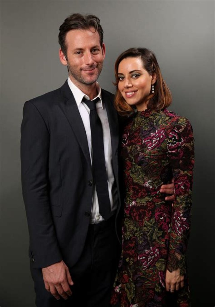 Aubrey Plaza Marries Her Longtime Boyfriend, Director Jeff Baena!