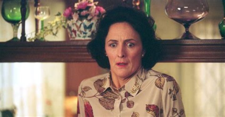 Aunt Petunia From 'Harry Potter' Was Magical The Whole Time, According To This Fan Theory