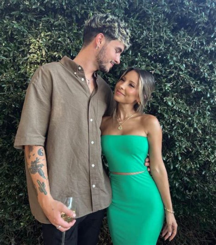 Ayla Woodruff's Age, Height, Boyfriend Kian Lawley, Biography