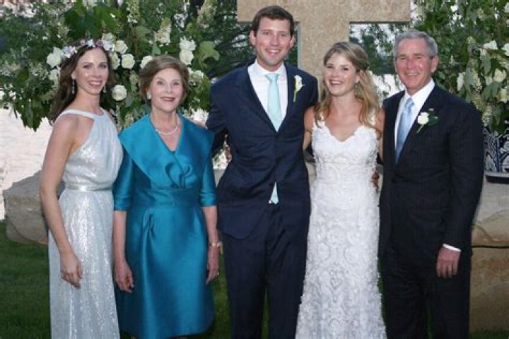 Barbara Bush - Husband, Family & Facts