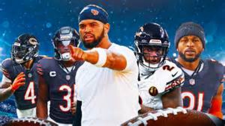 Bears and Montez Sweat agree to 4-year, $105M extension, person familiar with deal tells AP