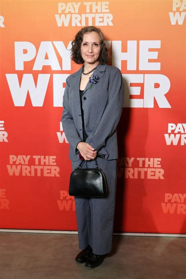 Bebe Neuwirth Wiki, Biography, Net Worth, Age, Family, Facts and More