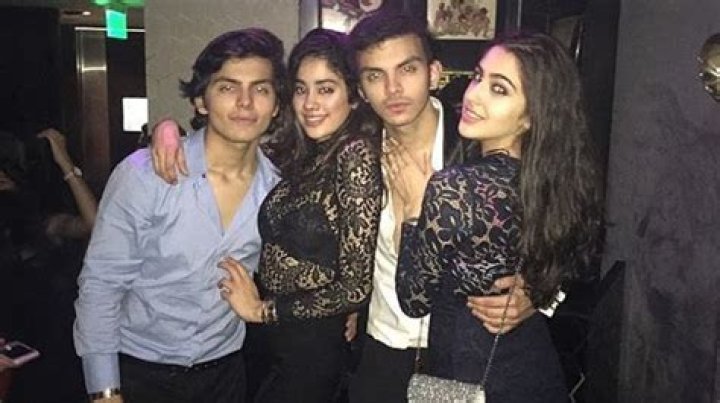 ‘Best people’: Janhvi Kapoor showers love on rumored BF Shikhar Pahariya’s brother Veer and their mom