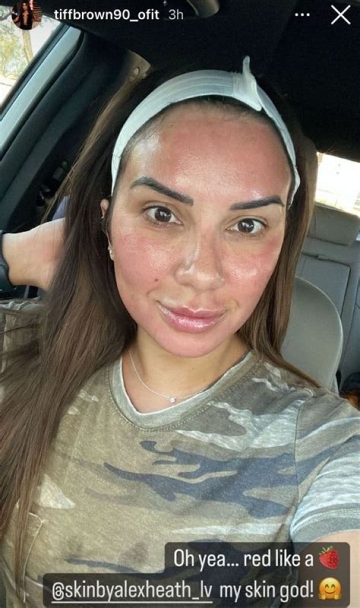 Big Ed Brown’s daughter Tiffany shows what she looks like without makeup and filters