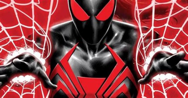 Black Widow Is the Latest Marvel Hero to Get Their Very Own Venom Symbiote
