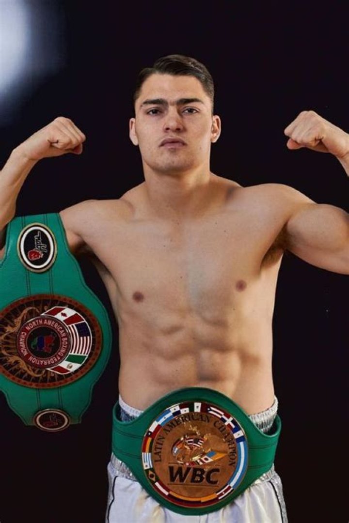 Boxer Oscar Duarte Wikipedia And Age: Height And Weight