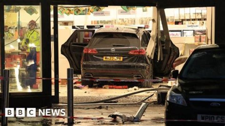 Bradford crash — shocking moment BMW ploughs into a tree killing four men during police chase