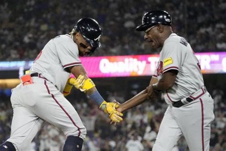 Braves star Ronald Acuña Jr. gets married, then hits grand slam to become 1st 30-HR, 60-SB player