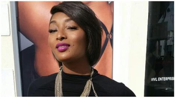 ‘Bring Them 36Gs Home To Mama’: Former ‘ANTM’ Contestant Tocarra Jones Offers Modeling Gig to Drake’s Busty Fan Who Threw Her Bra Onstage at His Concert
