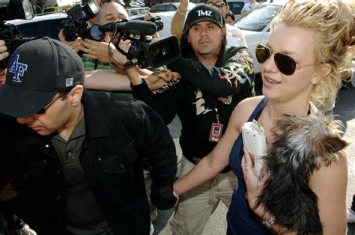 Britney Spears Recalls Paparazzi Umbrella Attack In 'Woman In Me' Memoir