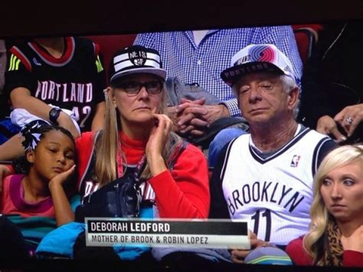 Brook Lopez Parents, Heriberto Lopez, Deborah Ledford, Brothers, Net Worth