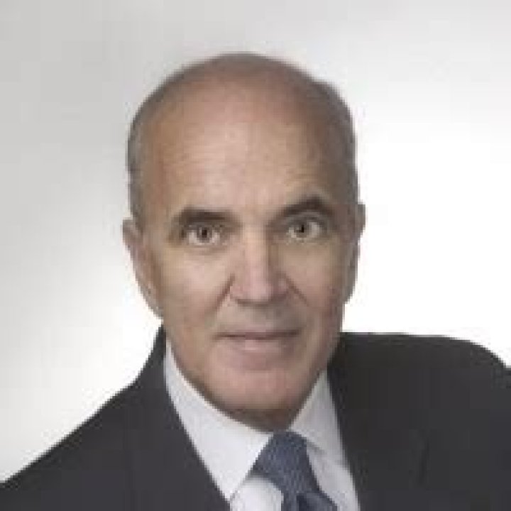 
Carlos Palomares
Net Worth
